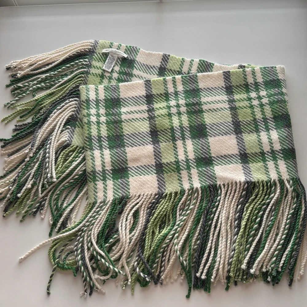 Vintage Banana Republic 04/HOL Plaid Wool/Cashmere Rabbit Hair scarf Wrap Fringe